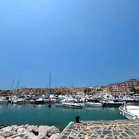 Andrea Aparthotel