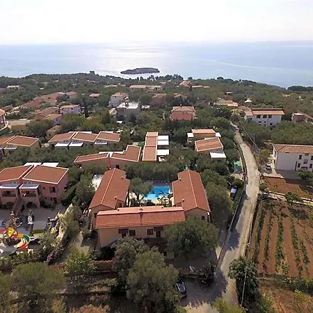 Andrea Aparthotel