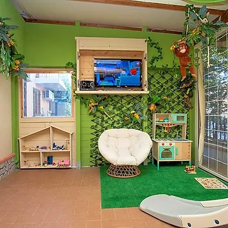 Aparthotel Andrea 4*